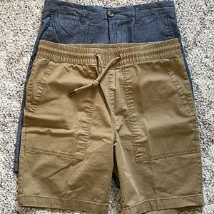 Set of 2 men’s Goodfellow/Merona shorts